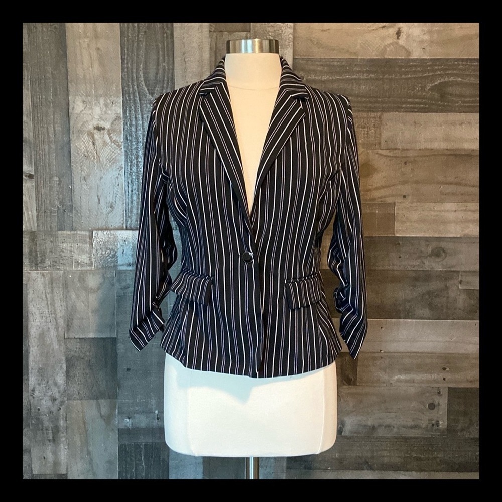 89th and Madison blazer small black white stripes preppy dark feminine academia